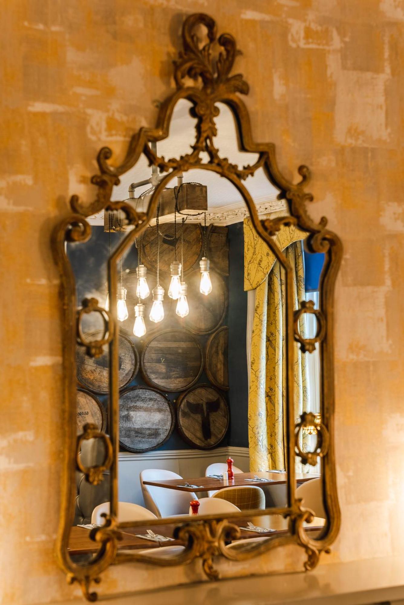 Traquair Arms Hotel อินเนอร์ลิเทน ภายนอก รูปภาพ