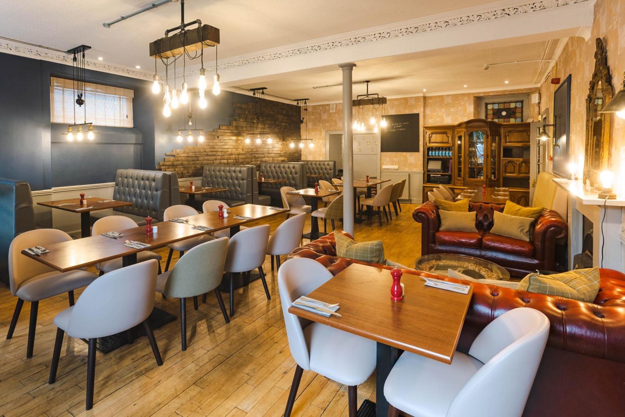 Traquair Arms Hotel อินเนอร์ลิเทน ภายนอก รูปภาพ