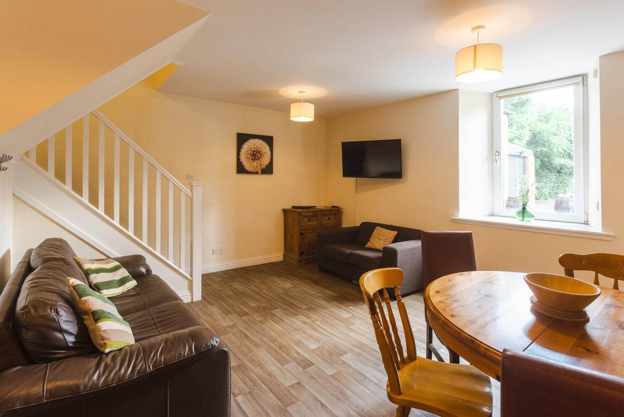 Traquair Arms Hotel อินเนอร์ลิเทน ภายนอก รูปภาพ